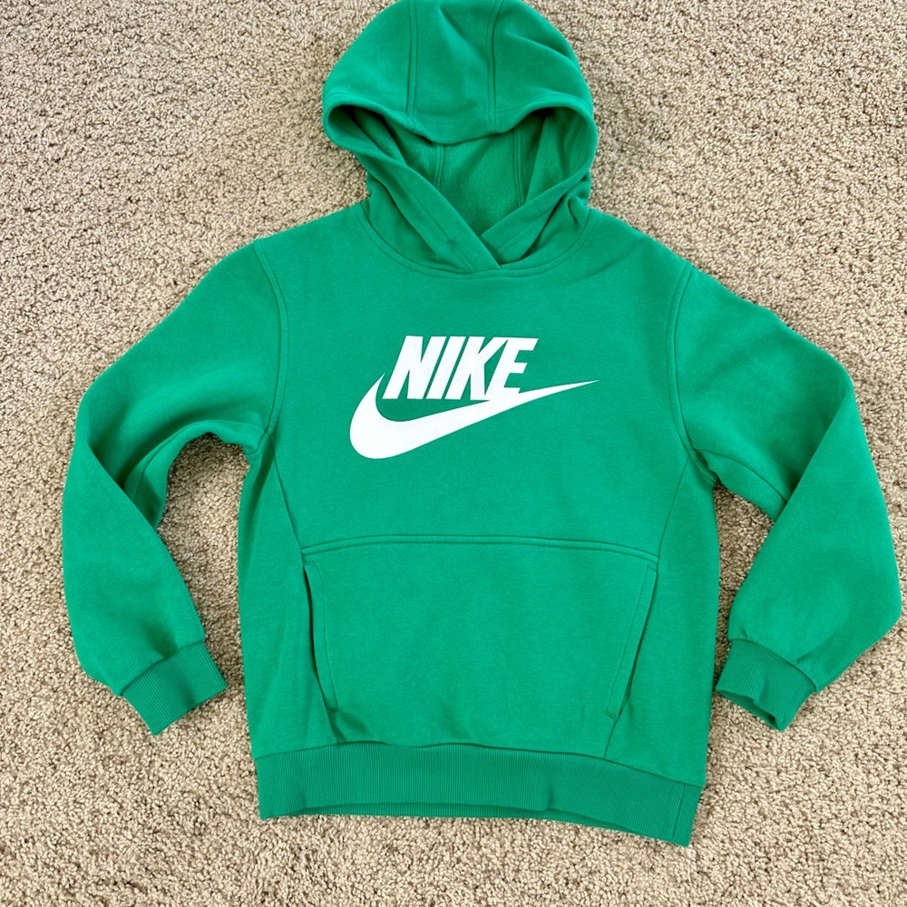 New! Nike hoodie